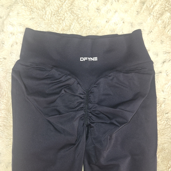 NWT Dfyne Women's Galaxy Leggings Size Medium - Picture 6 of 7